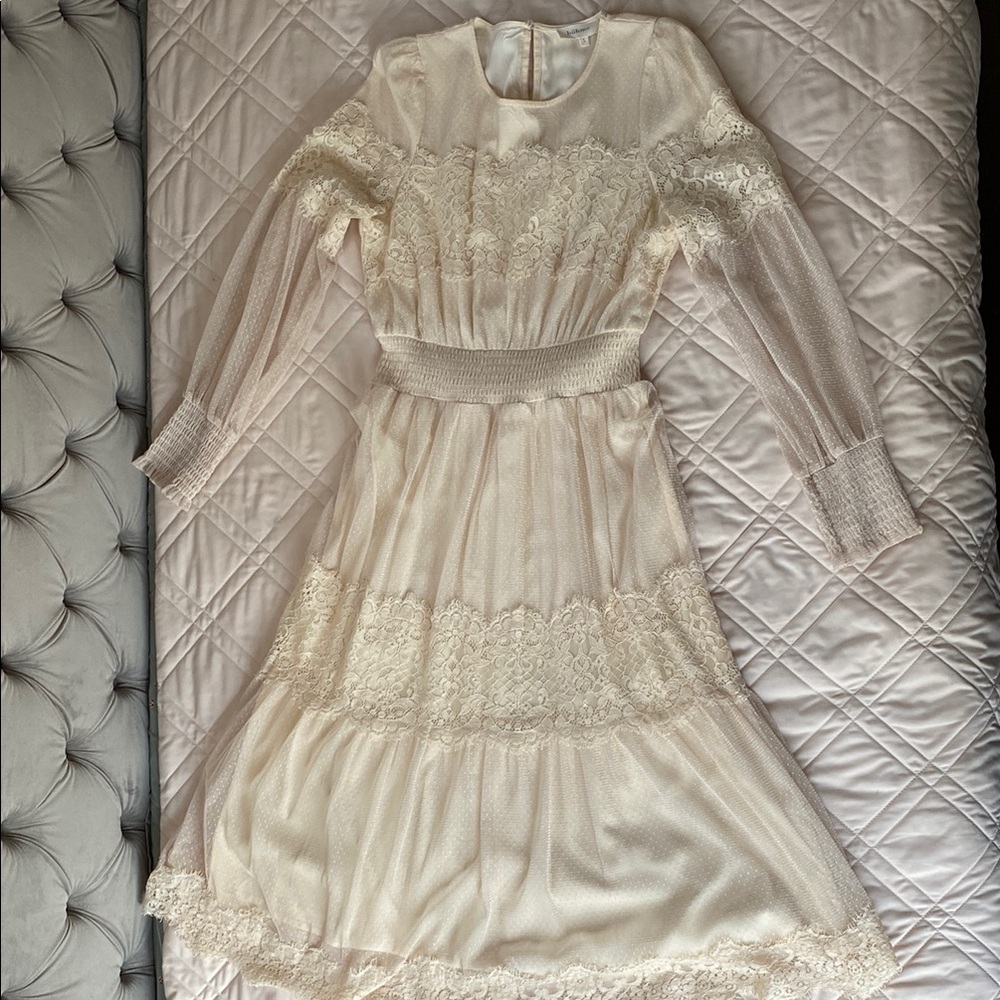 Elegant Cream Lace Midi Dress